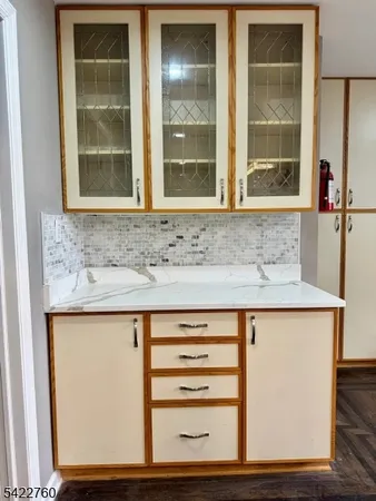 $3,150 | 1691 Stuyvesant Avenue, Unit B, Union, NJ 07083