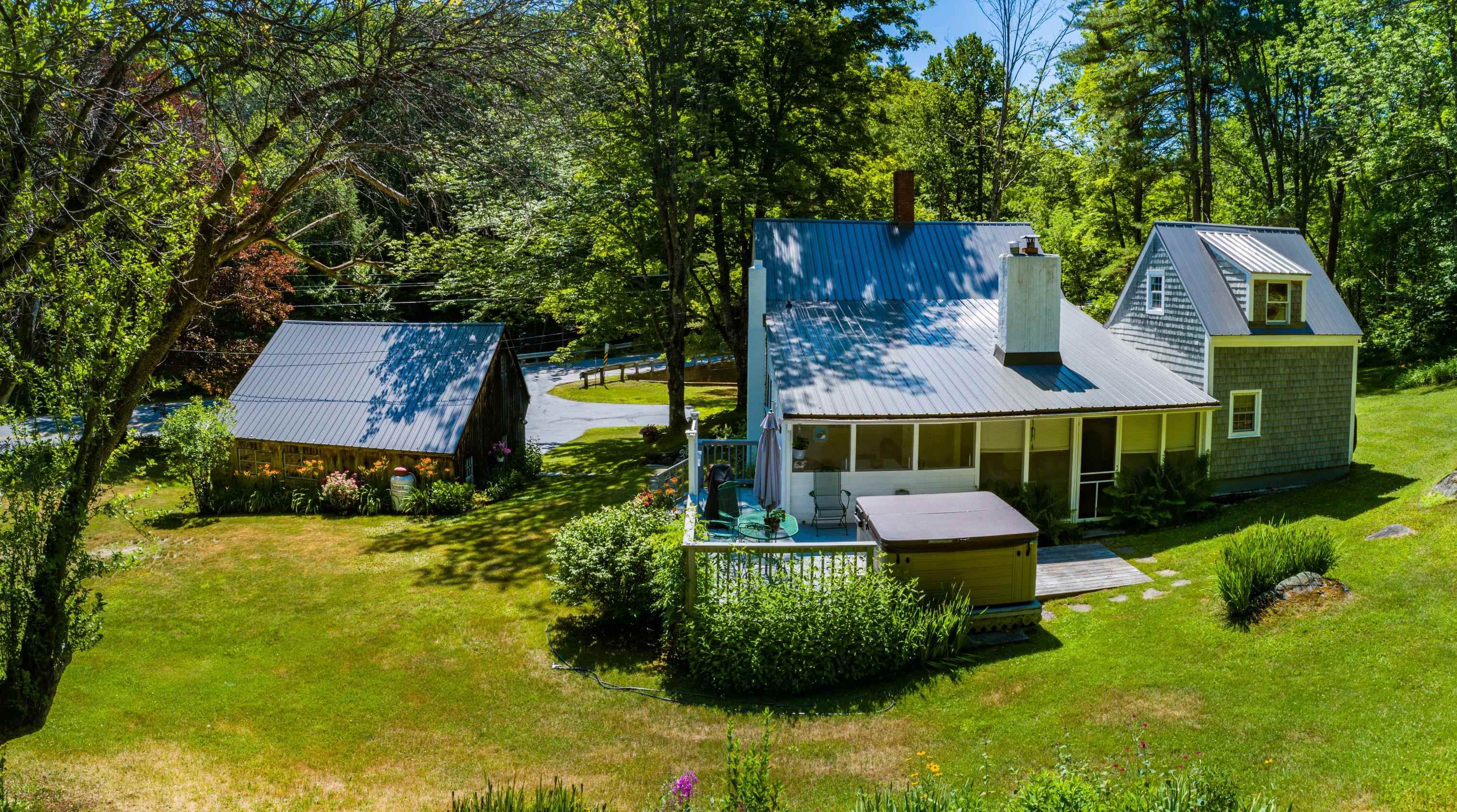 66 Intervale Road Gilford, NH 03249 - Photo 3 of 39