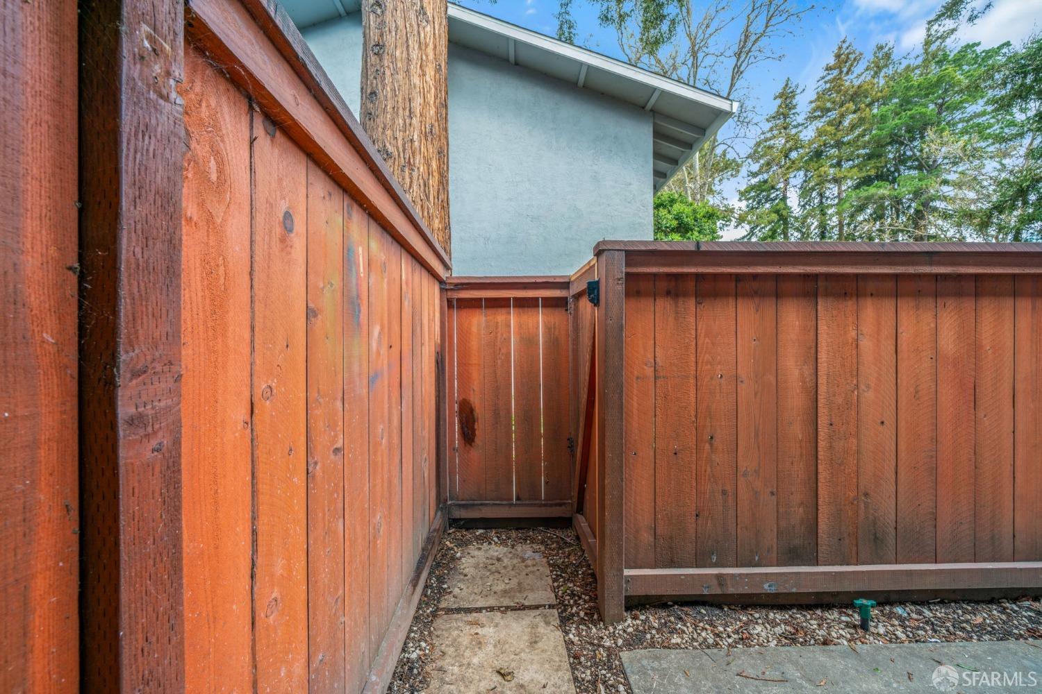 7323 Starward Drive, Unit 8 Dublin, CA 94568 - Photo 19 of 21