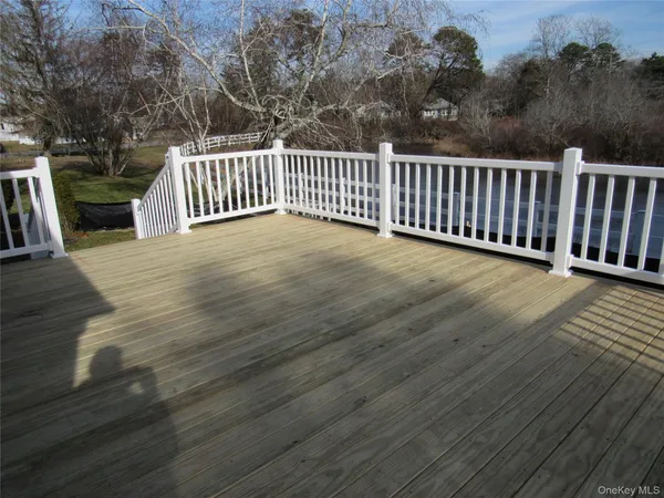 a view of deck and deck
