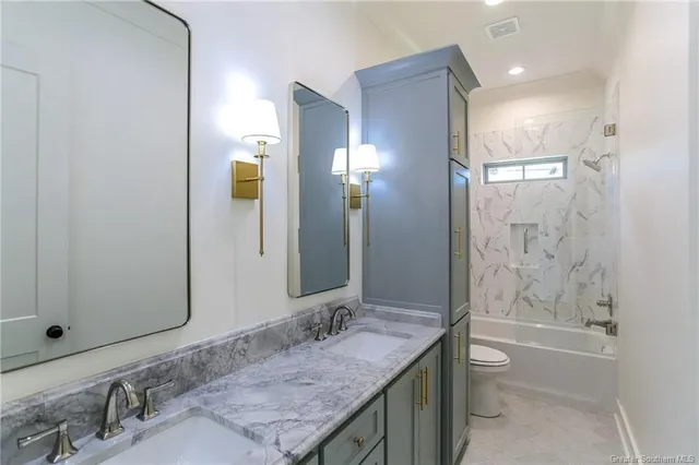 $759,400 | 6502 White Oleander Circle West, Lake Charles, LA 70605