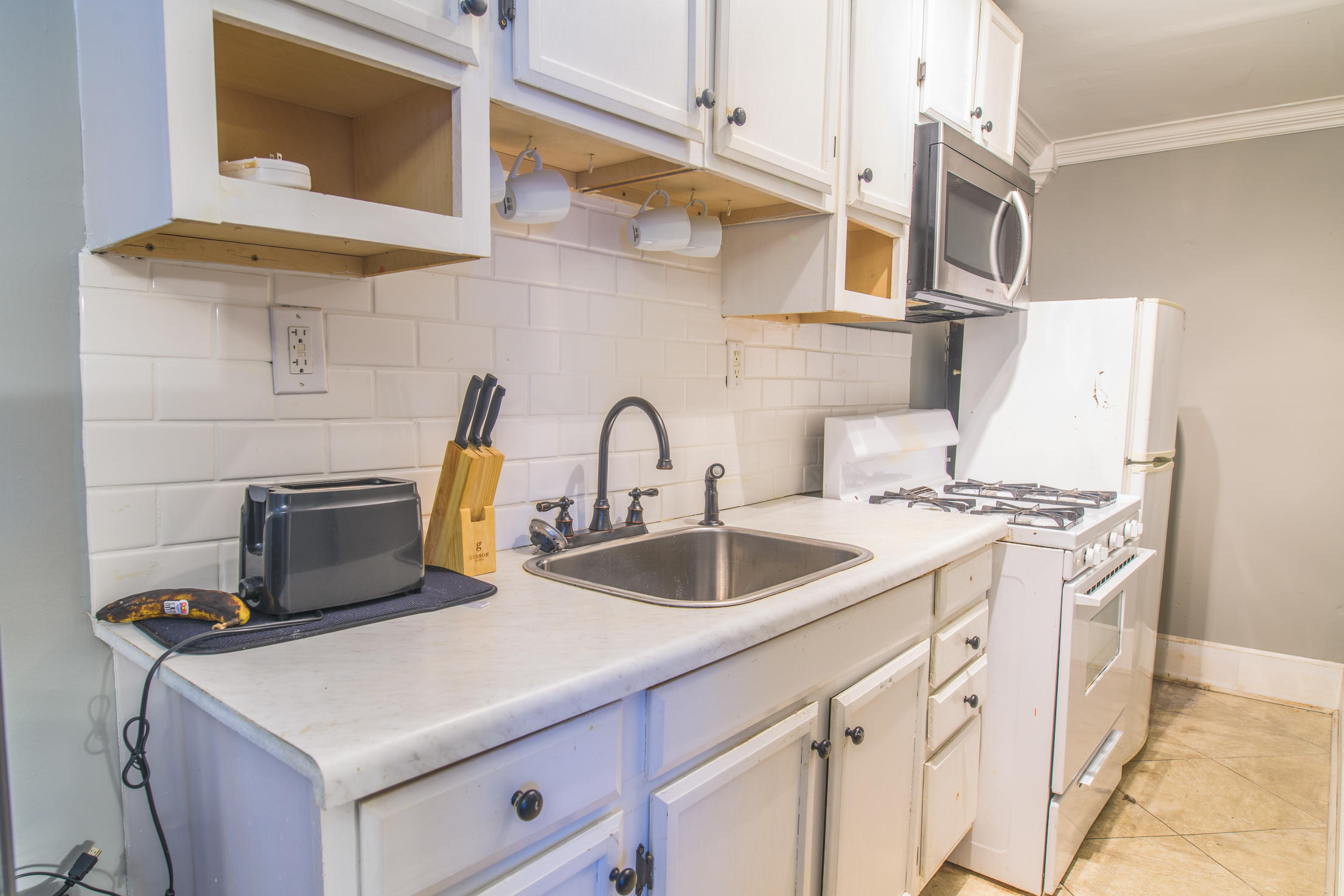 8 Sires Street, Unit A & B Charleston, SC 29403 - Photo 12 of 29 20180907-850_8428