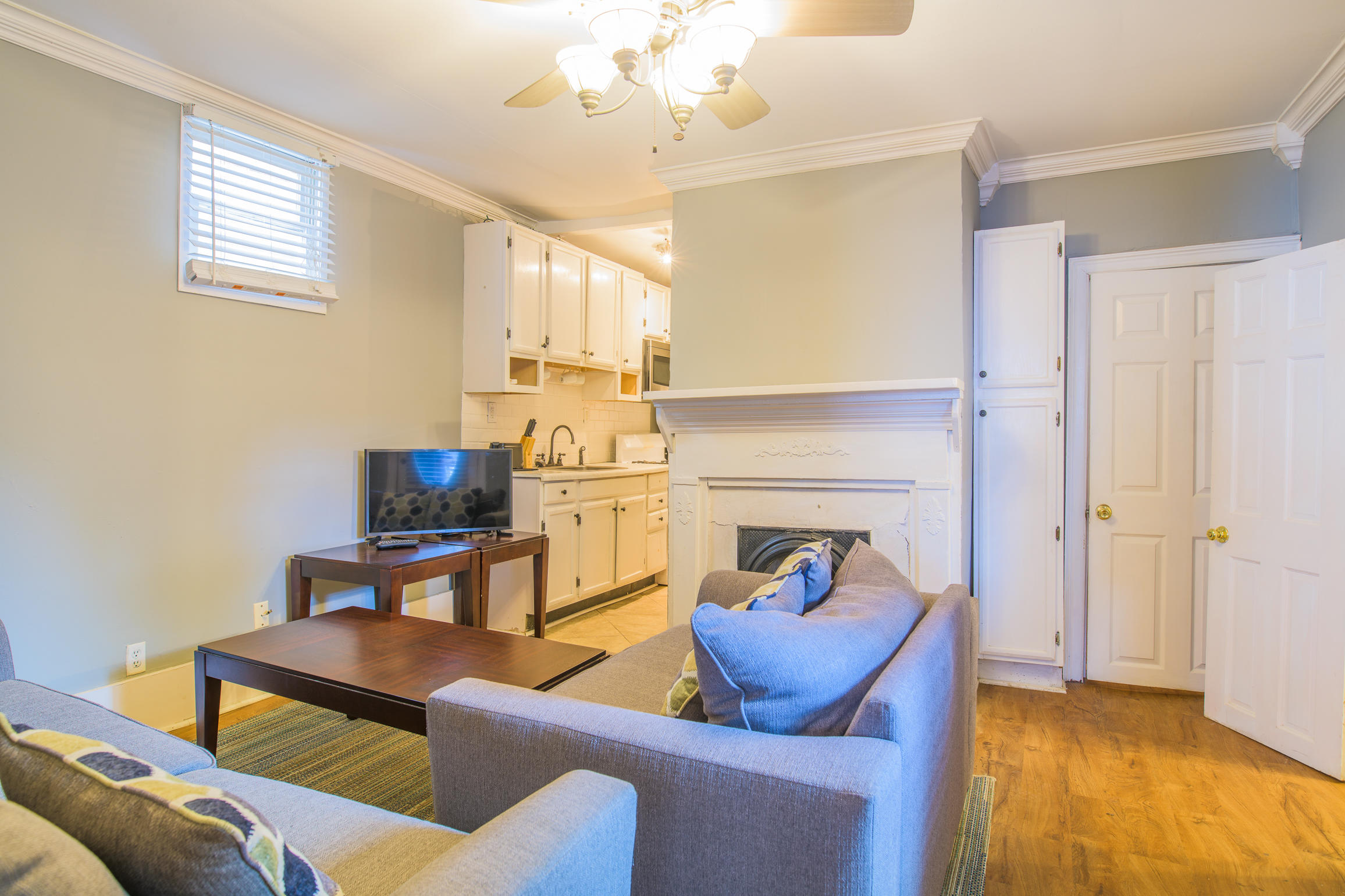 8 Sires Street, Unit A & B Charleston, SC 29403 - Photo 5 of 29 20180907-850_8407