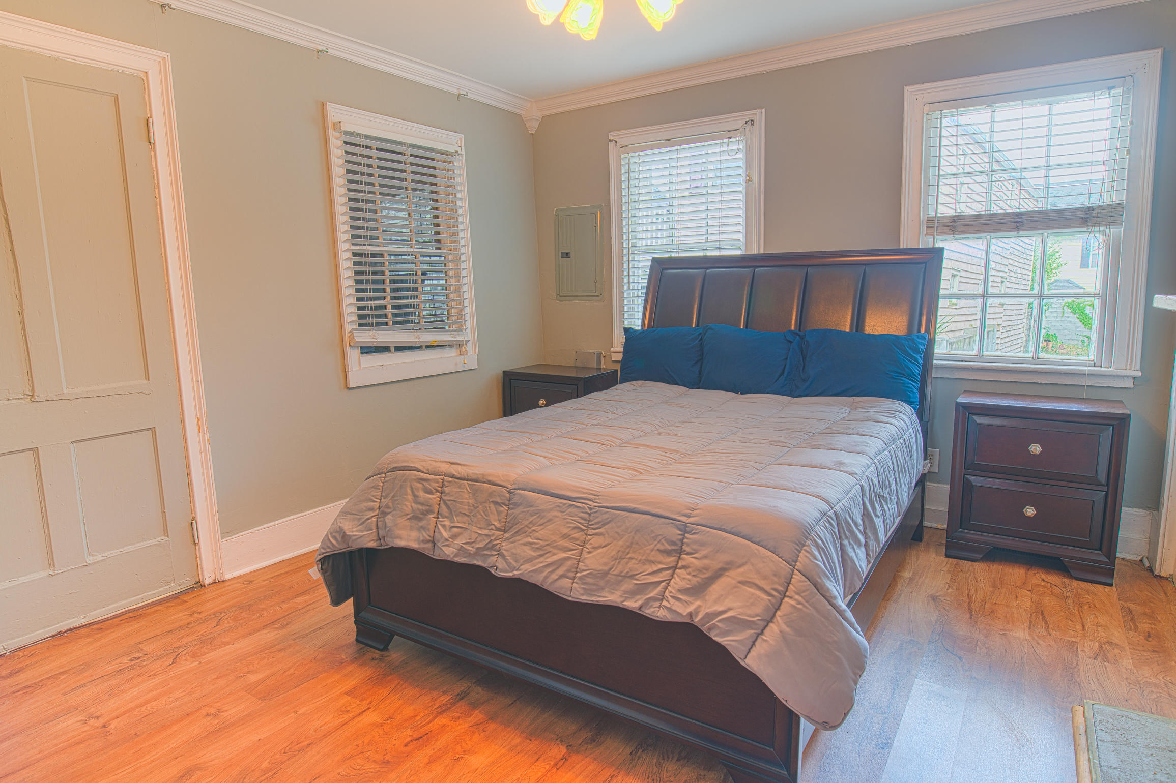8 Sires Street, Unit A & B Charleston, SC 29403 - Photo 10 of 29 20180907-850_8390-Edit