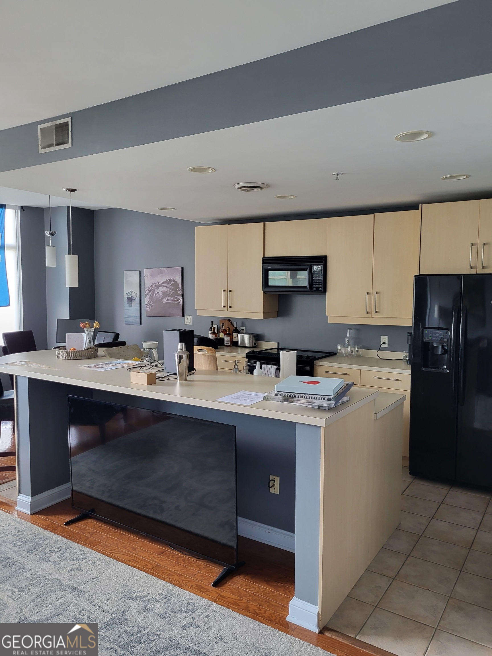 250 Park Ave W Northwest, Unit 302 Atlanta, GA 30313 - Photo 3 of 27