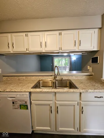 $1,775 | 9459 Timber View Drive, Indianapolis, IN 46250