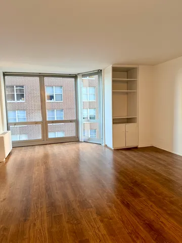 $1,775 | 21 West Goethe Street, Unit 7C, Chicago, IL 60610
