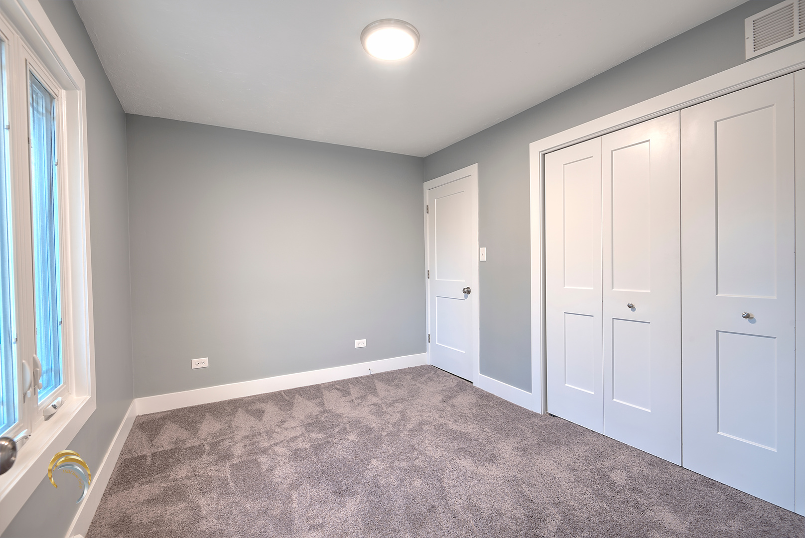 1016 Riedy Road Lisle, IL 60532 - Photo 14 of 17 a view of an empty room and window