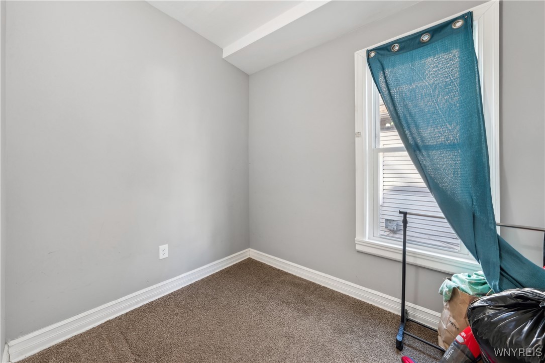 45 Riverside Avenue Buffalo, NY 14207 - Photo 11 of 30