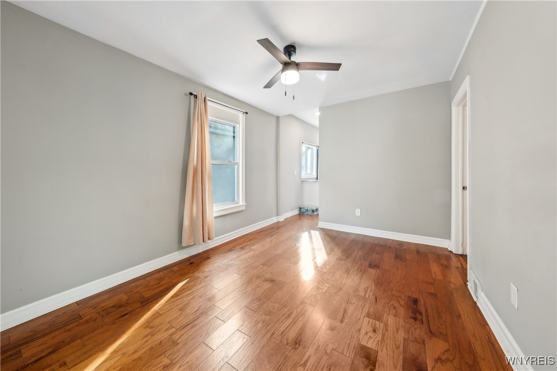 45 Riverside Avenue Buffalo, NY 14207 - Photo 13 of 30