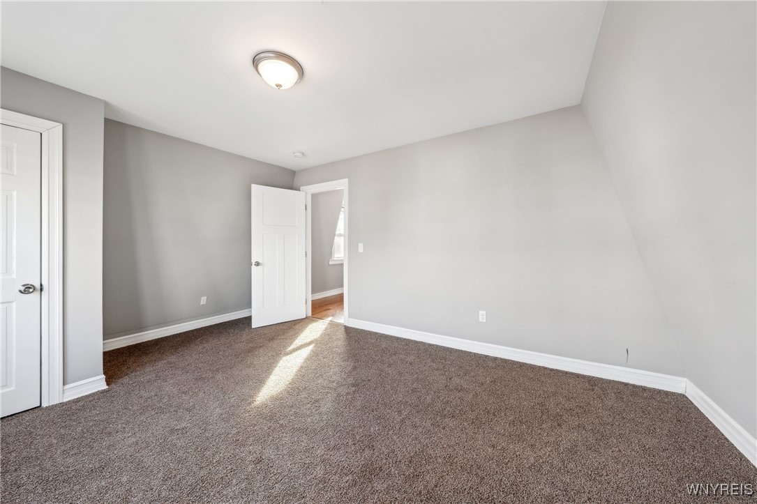 45 Riverside Avenue Buffalo, NY 14207 - Photo 23 of 30