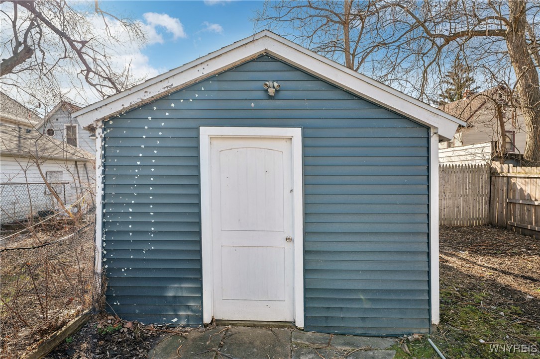 45 Riverside Avenue Buffalo, NY 14207 - Photo 29 of 30