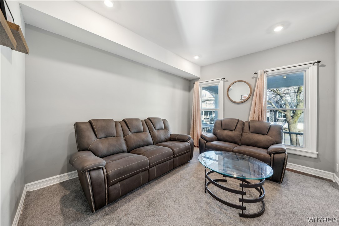 45 Riverside Avenue Buffalo, NY 14207 - Photo 4 of 30