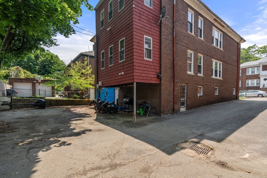 51 Pasadena Road Boston, MA 02121 - Photo 25 of 34