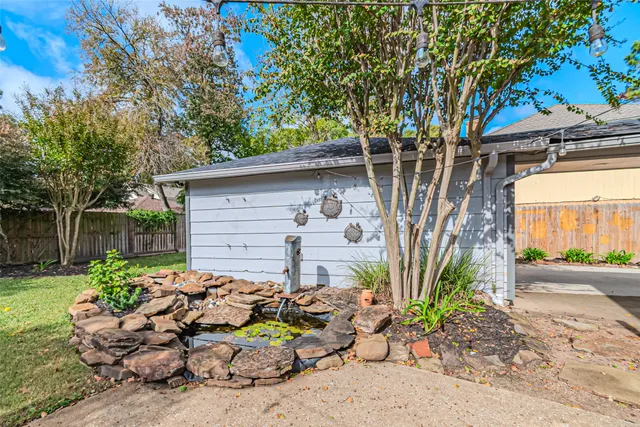 $389,900 | 8211 Riverglade Drive, Houston, TX 77095