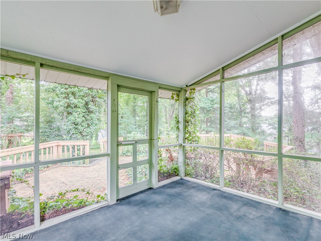 349 Stouffer Road Akron, OH 44333 - Photo 8 of 27 Gallery Image 8