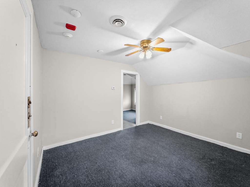 286 Pine Street, Unit 3R Holyoke, MA 01040 - Photo 2 of 6