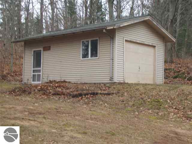 3558 Jones Road Frankfort, MI 49635 - Photo 23 of 24 1734773-23.JPG