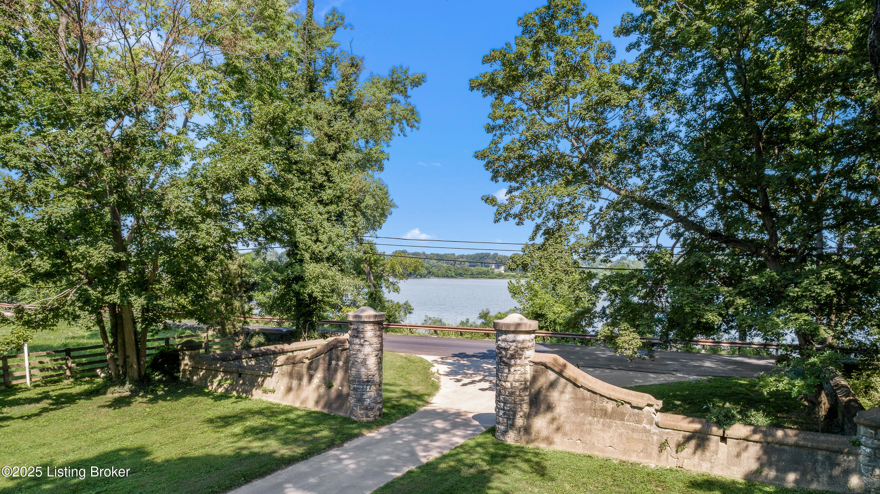 4306 River Road Louisville, KY 40222 - Photo 93 of 133 4306 River Road (House & Exterior)-83