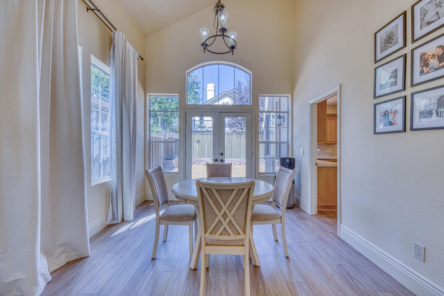 17677 River Run Road Salinas, CA 93908 - Photo 9 of 42 Gallery Image 9