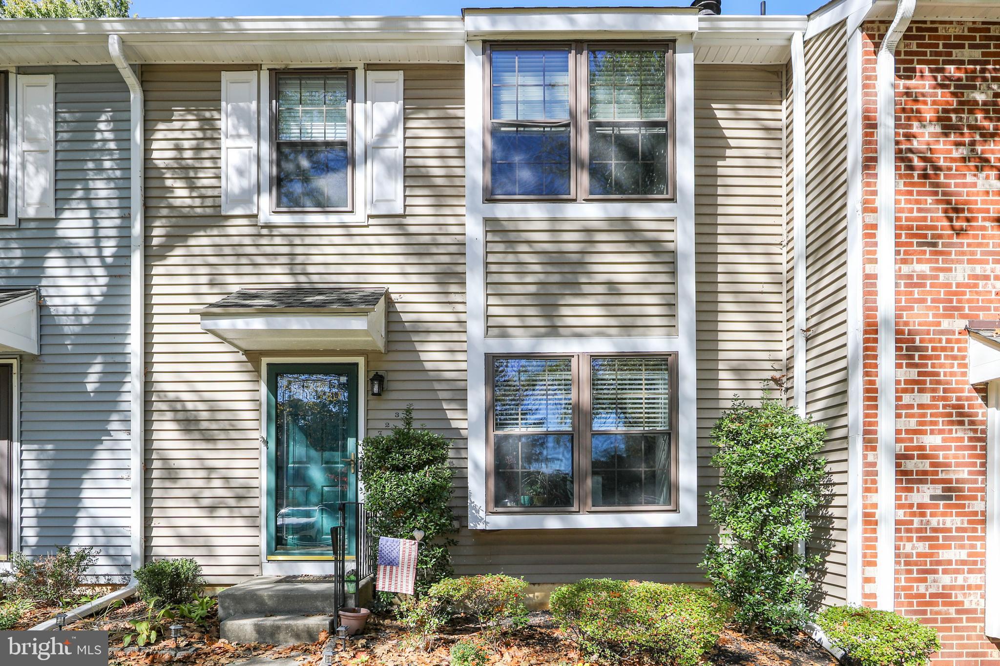 723 Kings Croft Drive Cherry Hill, NJ 08034 - Photo 2 of 32