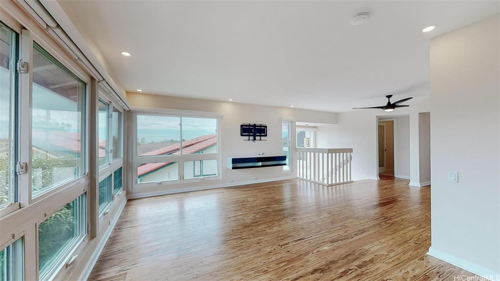 989 Kaluanui Road Honolulu, HI 96825 - Photo 7 of 25