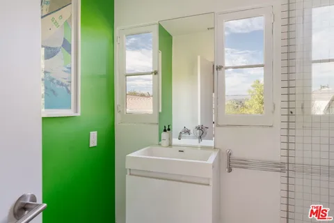 $1,350,000 | 623 North Ave 53, Los Angeles, CA 90042