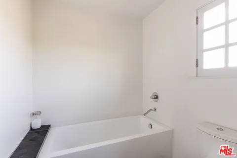 $1,350,000 | 623 North Ave 53, Los Angeles, CA 90042