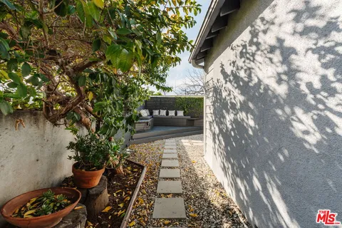 $1,350,000 | 623 North Ave 53, Los Angeles, CA 90042