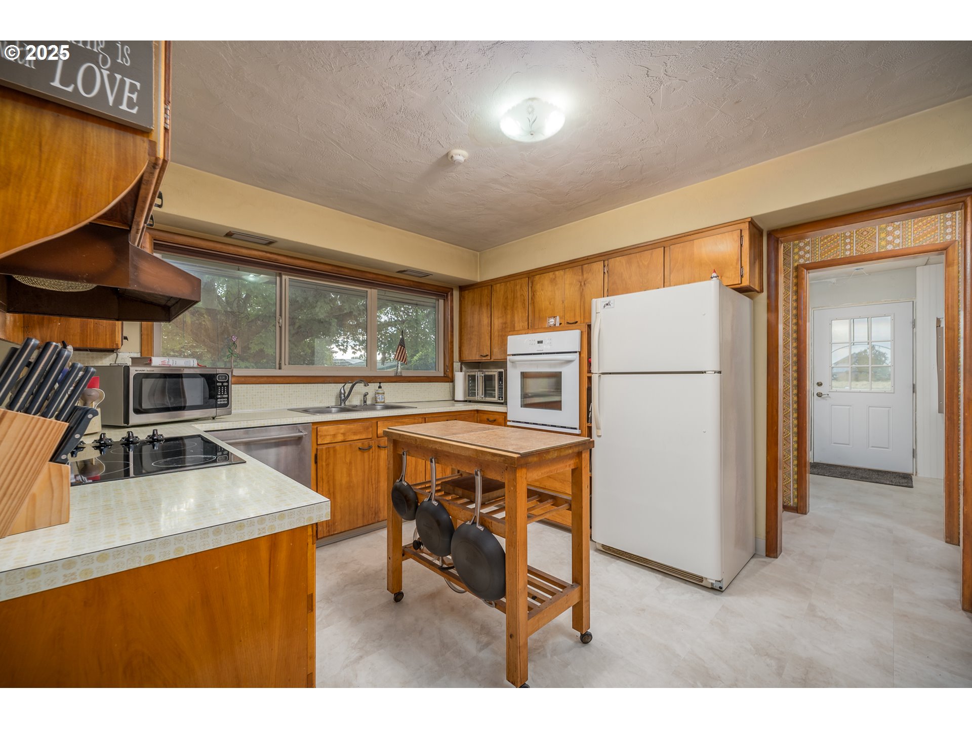 34142 Oakville Road North Albany, OR 97321 - Photo 9 of 45 Gallery Image 9