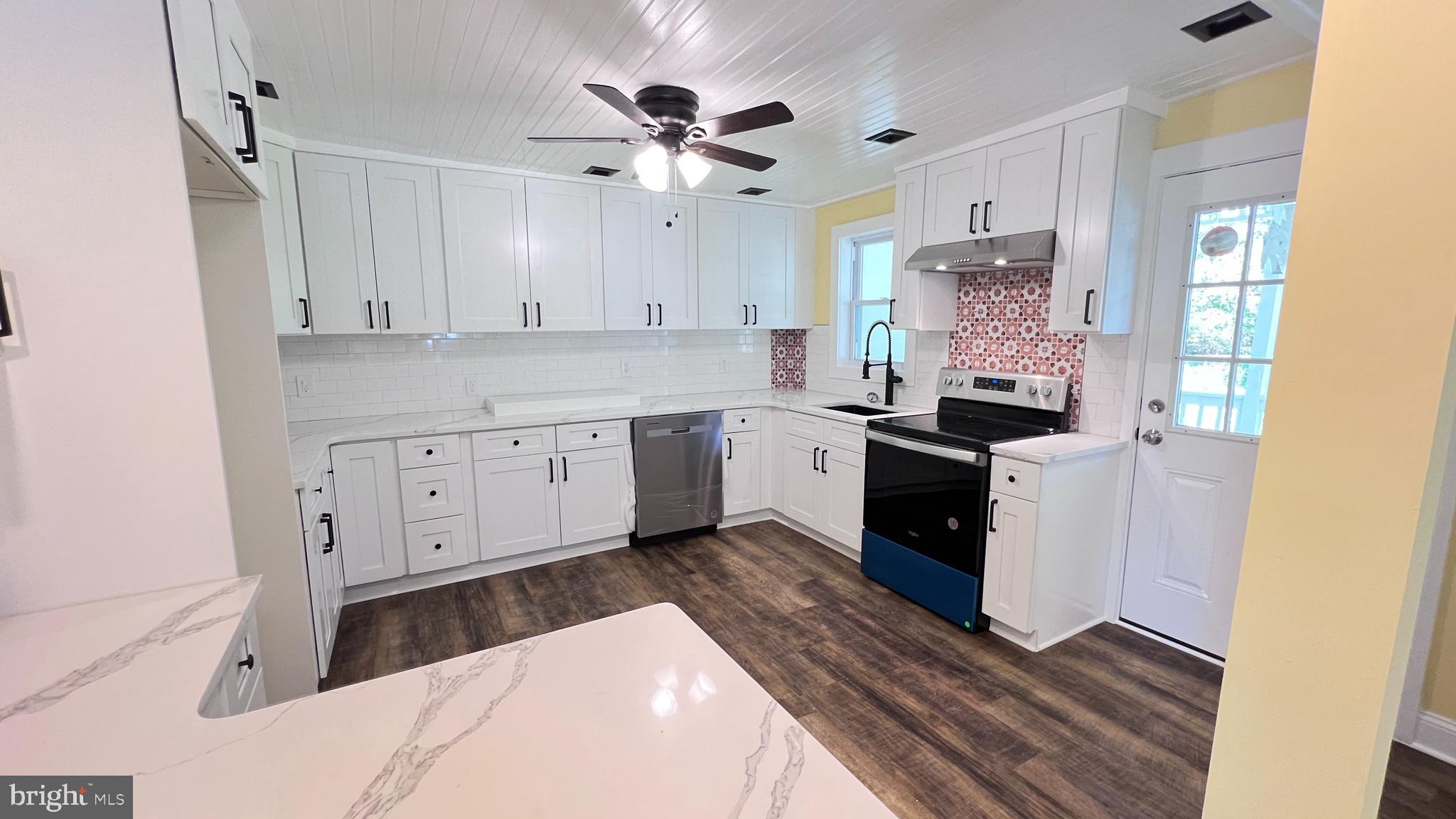 30 Crosswicks Chesterfield Road Chesterfield, NJ 08515 - Photo 3 of 36
