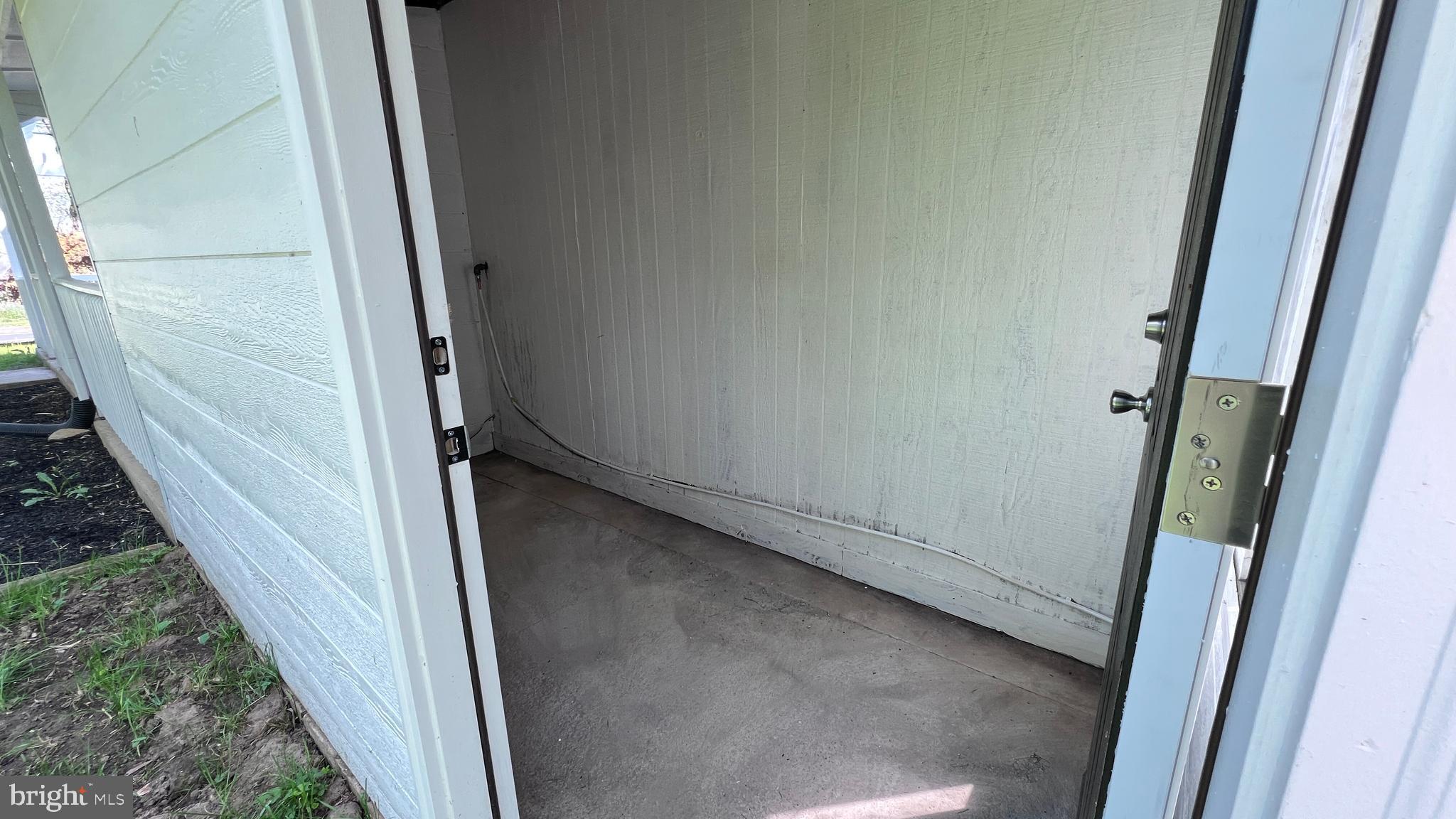 30 Crosswicks Chesterfield Road Chesterfield, NJ 08515 - Photo 33 of 36 Built in outide storage