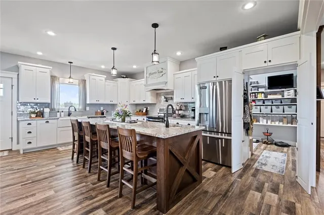 $775,000 | 19864 Nichols Drive, Nortonville, KS 66060