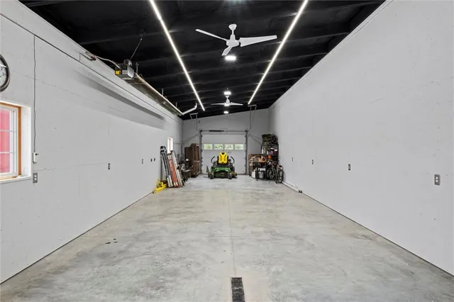 $775,000 | 19864 Nichols Drive, Nortonville, KS 66060