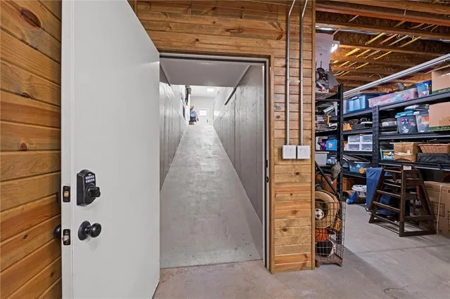 $775,000 | 19864 Nichols Drive, Nortonville, KS 66060