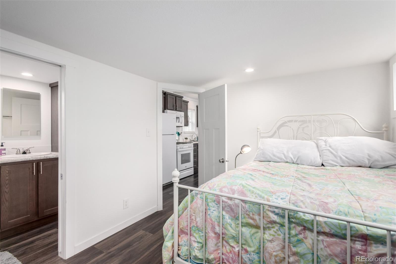 720 4th Street Colorado Springs, CO 80907 - Photo 17 of 35