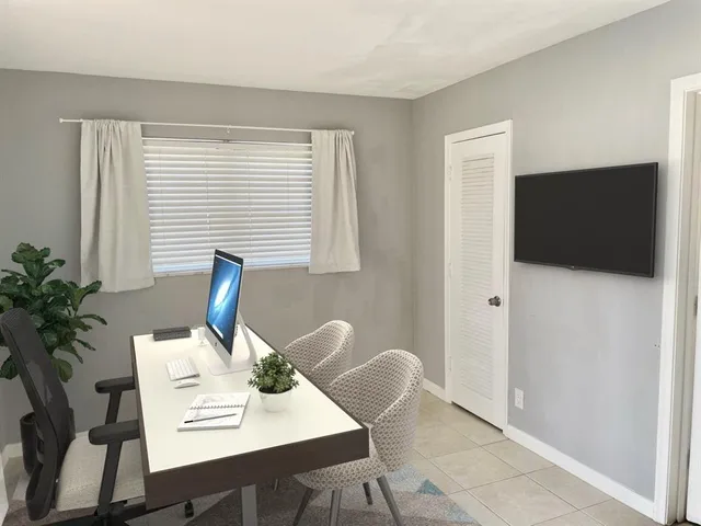 $4,000 | 6210 Northeast 21st Road, Fort Lauderdale, FL 33308