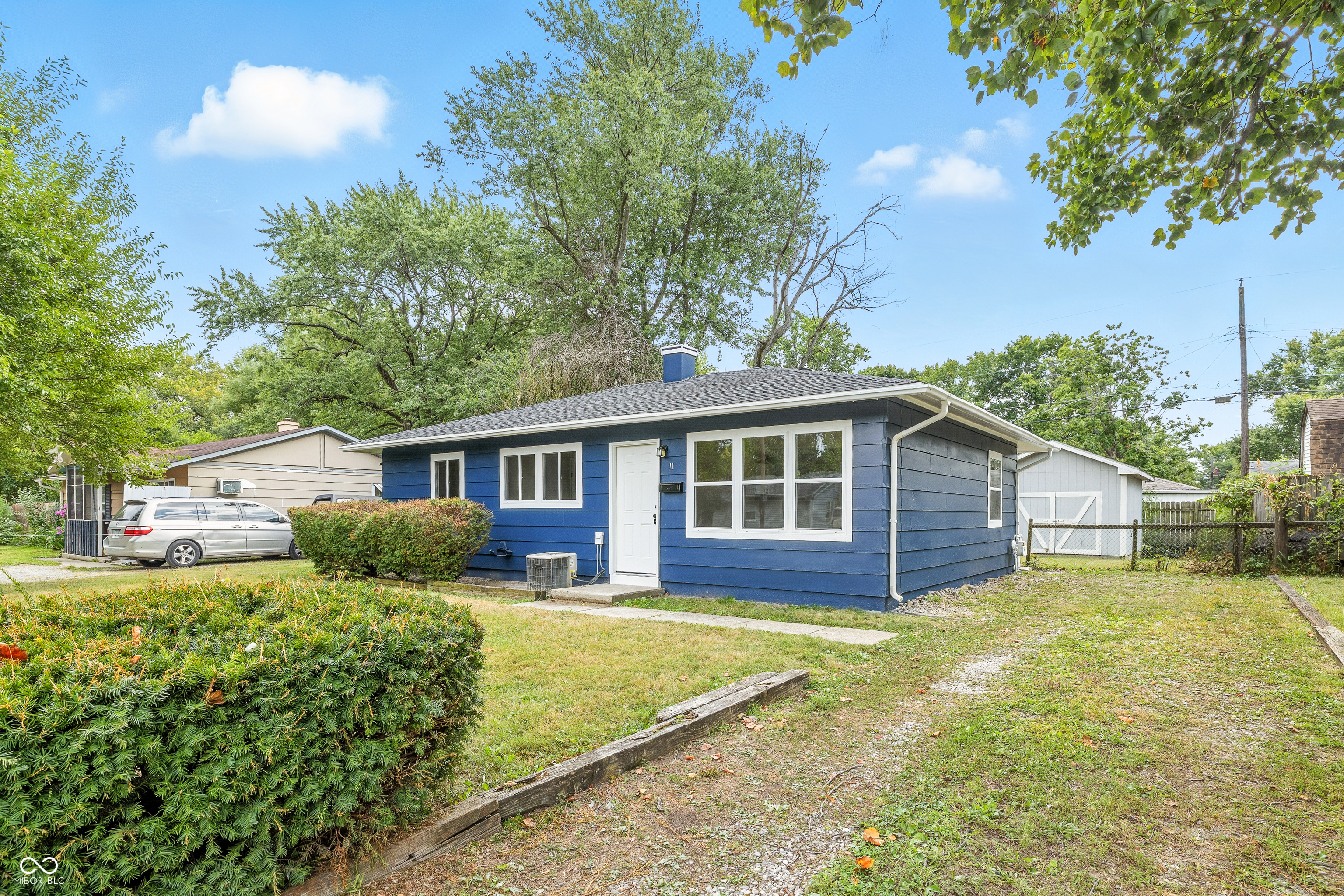 11 Digby Court Indianapolis, IN 46222 - Photo 4 of 30