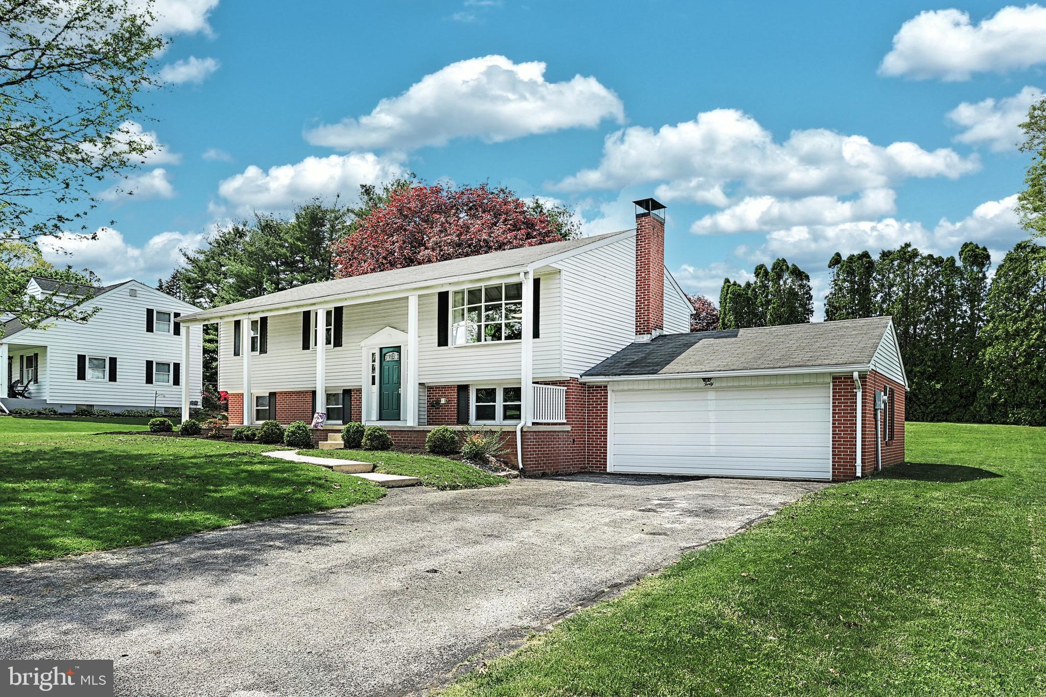 40 Singer Road New Freedom, PA 17349 - Photo 3 of 30