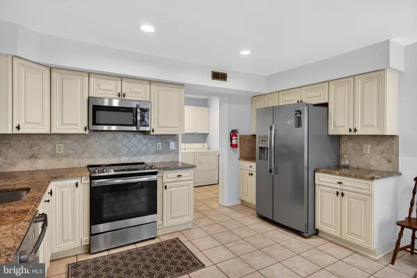 $2,850 | 324 Tuvira Lane, Cherry Hill, NJ 08003