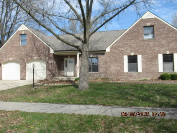$200,000 | 1318 Broadmoor Drive, Champaign, IL 61821