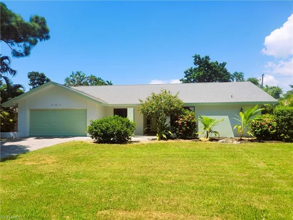 $7,500 | 735 High Pines Drive, Naples, FL 34103