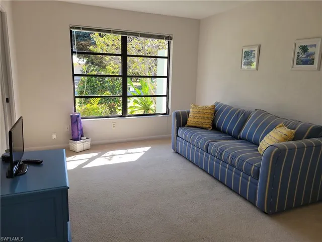 $10,000 | 735 High Pines Drive, Naples, FL 34103