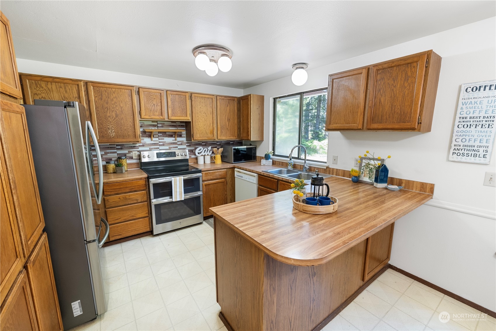 2305 Southwest Lake Flora Road Port Orchard, WA 98367 - Photo 15 of 28 Gallery Image 15