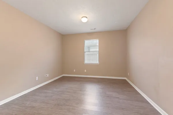 $1,800 | 7414 Bering Landing Drive, Cypress, TX 77433