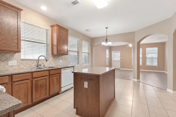 $1,800 | 7414 Bering Landing Drive, Cypress, TX 77433