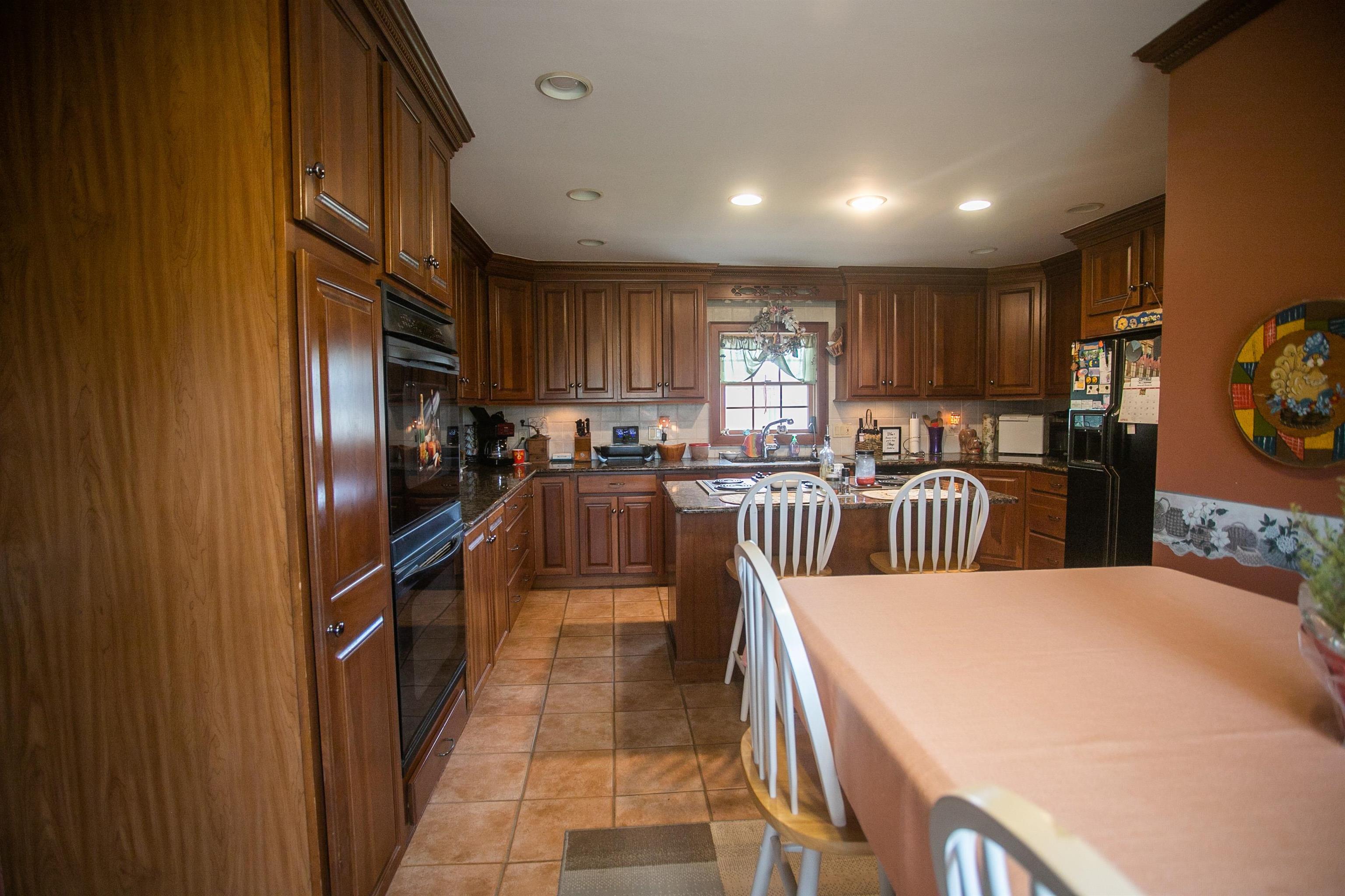 9429 Vernon Road Bancroft, MI 48414 - Photo 9 of 50 50106619-8.JPG