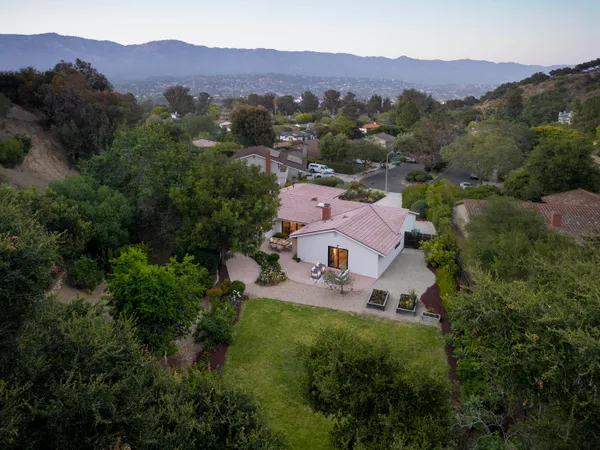 $3,195,000 | 1102 Plaza Del Monte, Santa Barbara, CA 93101
