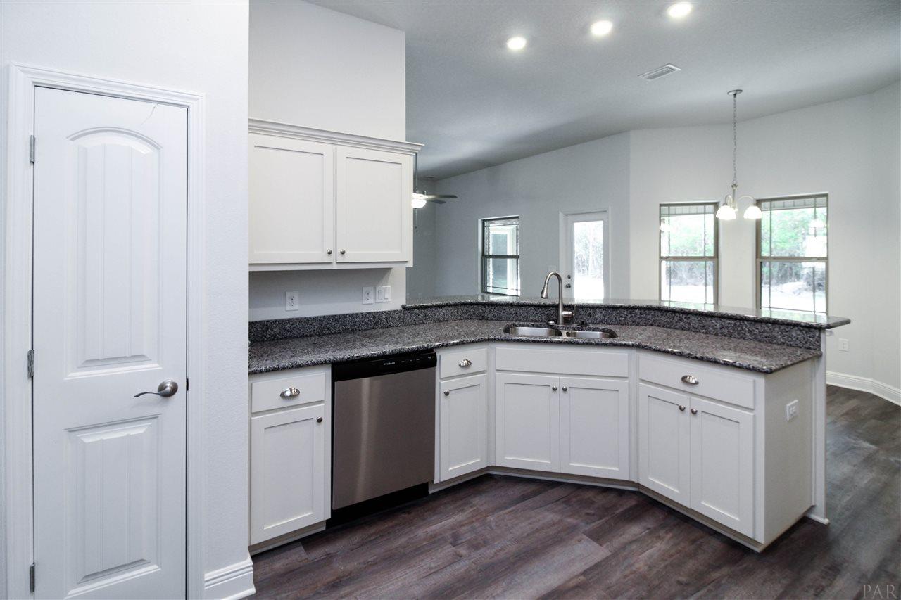 5343 Moose Road Milton, FL 32570 - Photo 11 of 20 Gallery Image 11