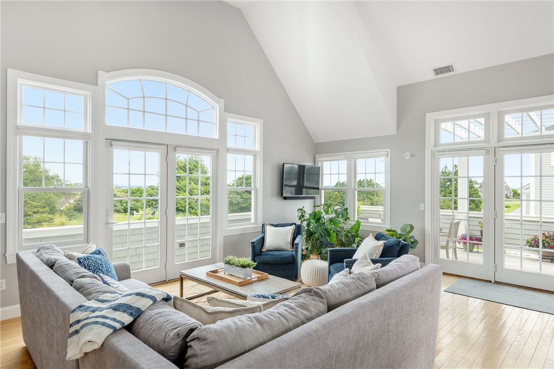 19 Hillside Road Westport, MA 02790 - Photo 19 of 47